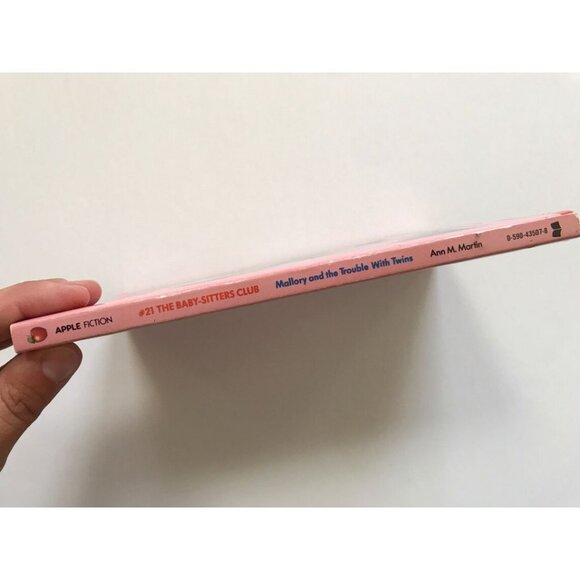 The Babysitters Club #21 Mallory and the Trouble with Twins Paperback Book - Picture 2 of 4